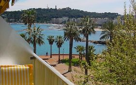 Studio Standing Bord De Mer Et Vue