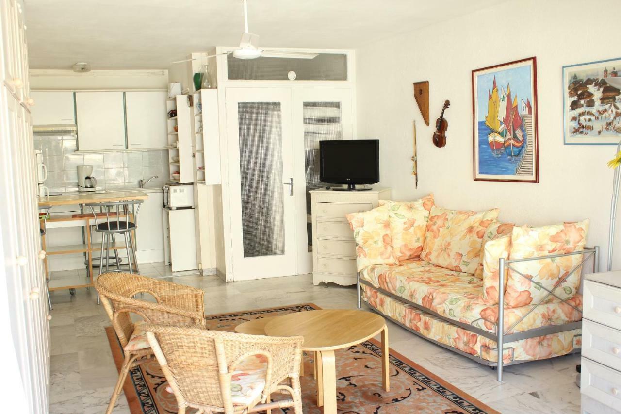 Studio Standing Bord De Mer Et Vue Antibes Exterior photo